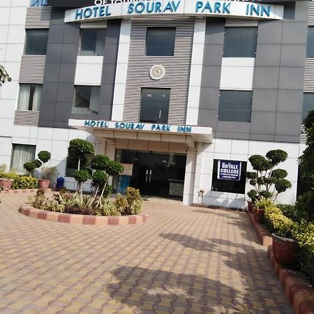 Hotel Sourav Park Inn Agra Agra  Exteriör bild